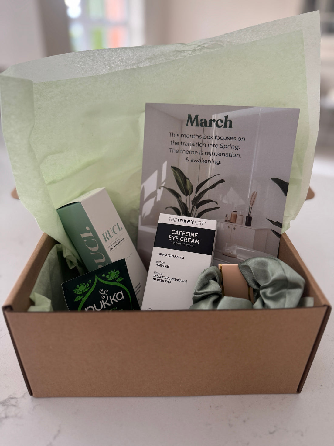 MONTHLY SUBSCRIPTION BOX